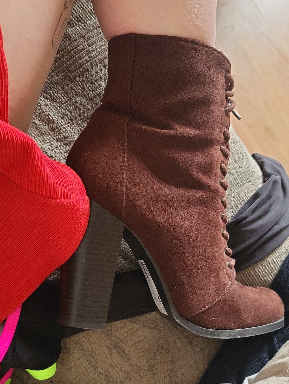 Women’s Lace-Up Brown Suede Block Heel Ankle Boots